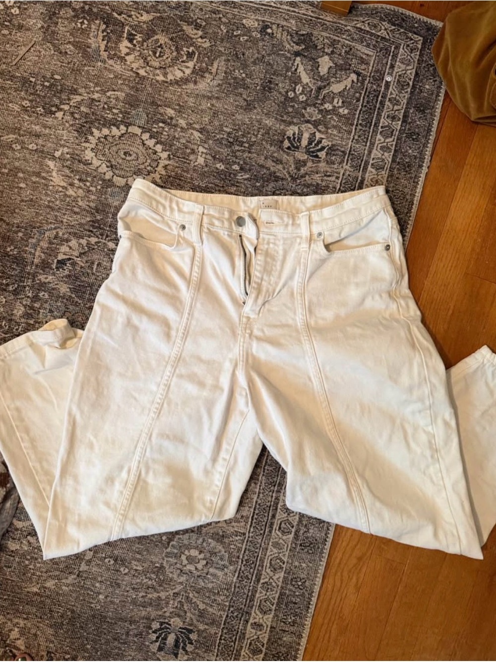 White Cropped Ankle Jeans